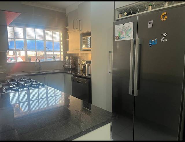 2 BEDROOM CLUSTER FOR SALE IN NOORDWYK